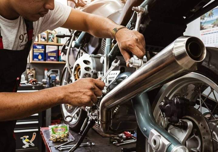 Examen de tous les points de contrôle de votre moto ou deux-roues motorisé