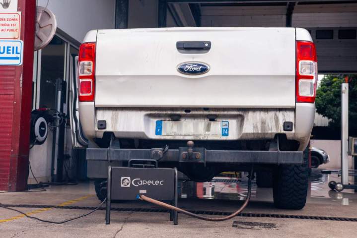 Test pollution pick-up ford La Réunion