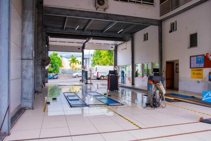Intérieur centre de contrôle technique La Réunion
